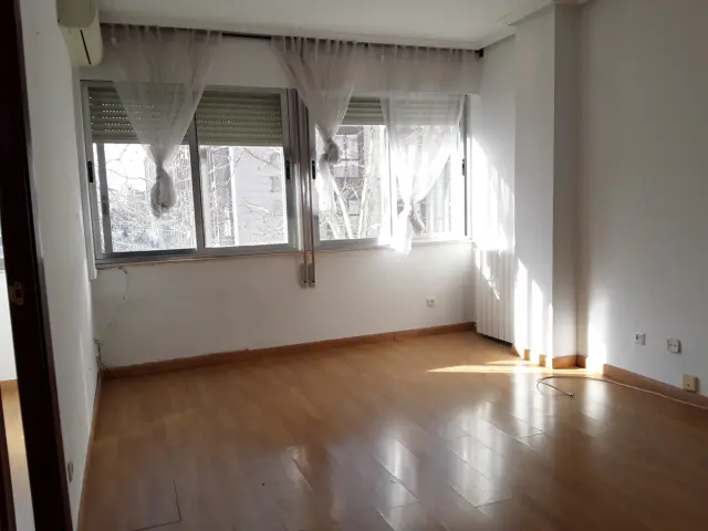 Apartamento en alquiler en Calle de la Infanta Mercedes - Imagen 50