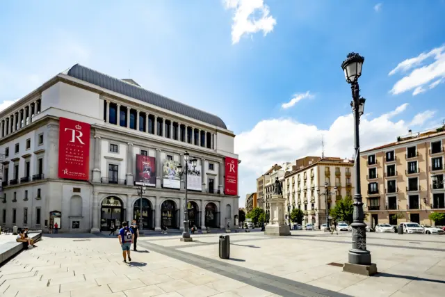 Estudio en alquiler en Calle del Arenal - Imagen 51