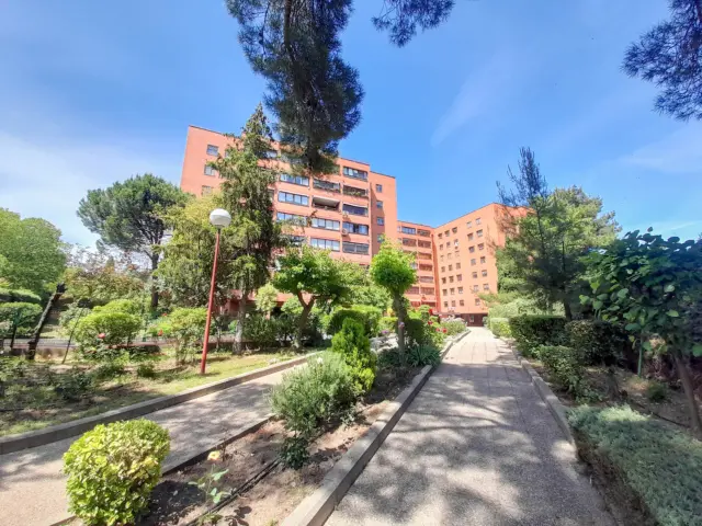 Piso en alquiler en Avenida del Veinticinco de Septiembre - Imagen 59