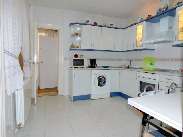 Apartment on Zabalbide Street photo 32