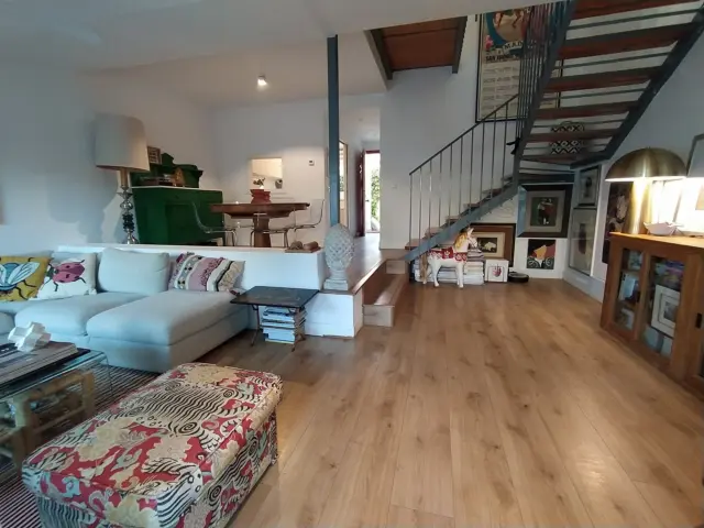 Semi-detached house in Los Ángeles-Jarandilla