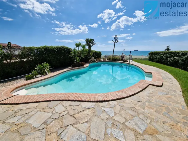Chalet en Avenida de Palomares, 12