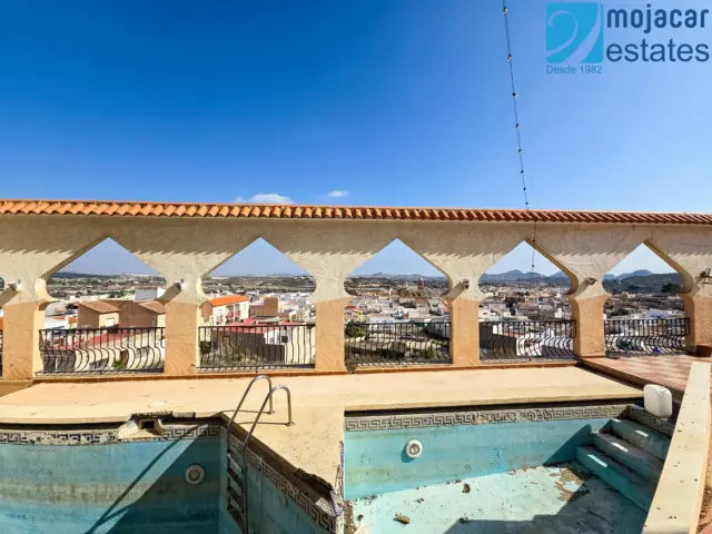 Chalet pareado en calle de los Algarrobos, 1