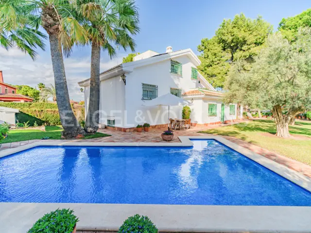 Casa en calle de la Encina