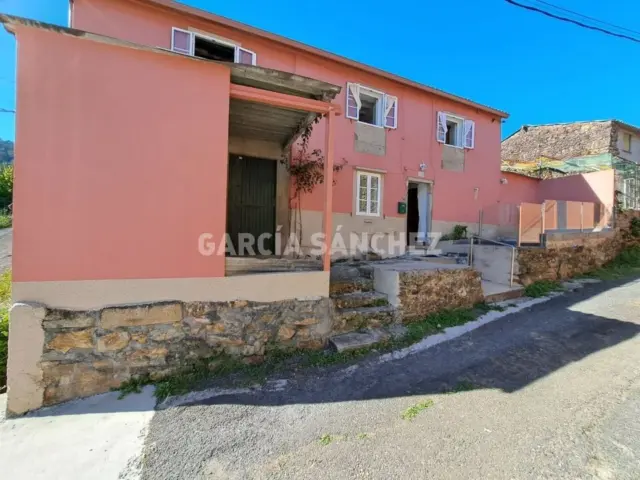 House on Calle Lugar Outes