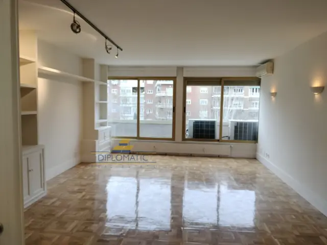 Piso en alquiler en Paseo de la Habana, cerca de Calle de Balbina Valverde - Imagen 18