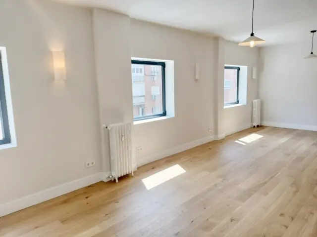 Piso en alquiler en Calle de la Infanta María Teresa - Imagen 11