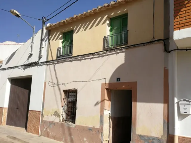 Casa en venda a Calle de los Pasos, número 1, Barrax de 26.500 €