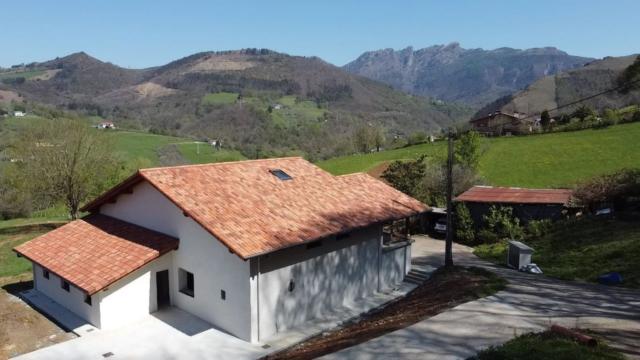 Casa pareada en venta en Camino Gaintzabal, Oiartzun de 300.000 €