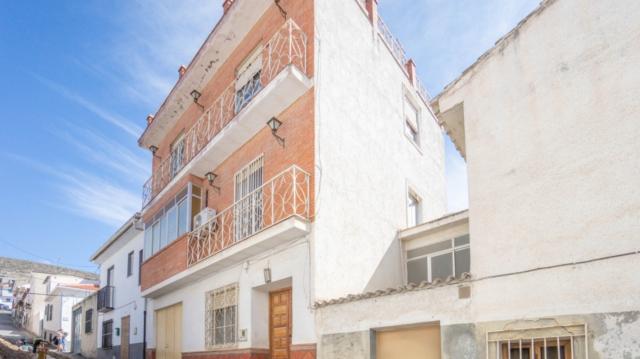 Casa en venta en Calle Real, cerca de Calle de la Ermita, Padul de 129.000 €
