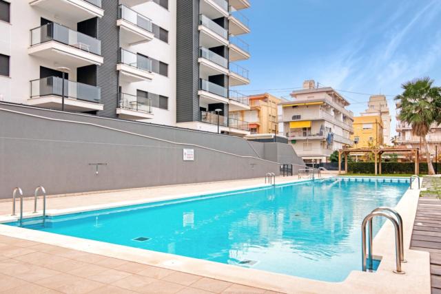 Apartamento en alquiler en Carrer Atlàntic, 79, cerca de Carrer Illes Balears, Playa de Gandia (Gandia) de 4.100 €<span>/mes</span>