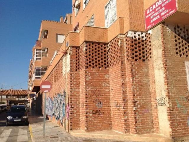 Local comercial en venda a Calle de Antonio Lauret Navarro, Barrio Peral-San Félix (Districte Núcleo Urbano. Cartagena) de 270.000 €