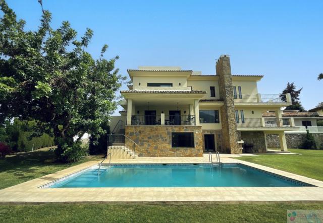 Casa en venta en Xarblanca, Valdeolletas-Las Cancelas-Xarblanca (Distrito Centro. Marbella) de 2.450.000 €