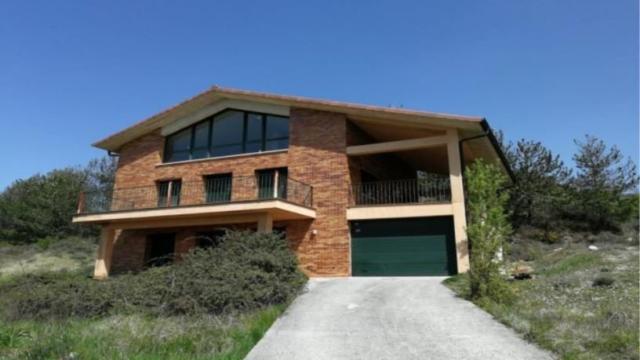 Casa adosada en venta en Calle de San Miguel en Ollacarizqueta por