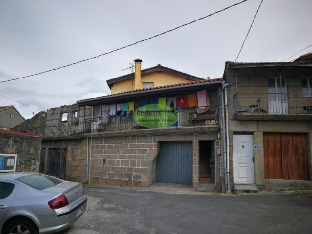 Casa en venta en San Cibrao Das Viñas, San Cibrao Das Viñas (Capital). Municipio de San Cibrao das Viñas de 53.000 €
