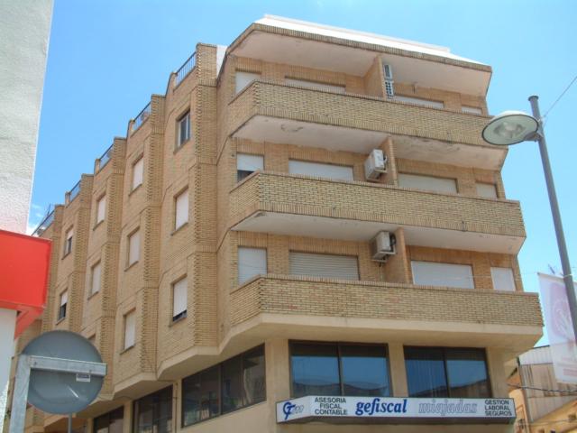 Flat for sale in Avenida del Trujillo, near Calle de la Fuente, Miajadas of 32.000 €