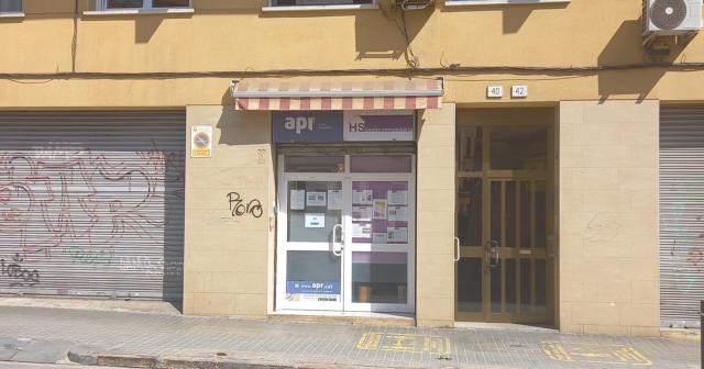 Local comercial en venta en Calle San Juan, Centre (L'Hospitalet de Llobregat) de 65.000 €