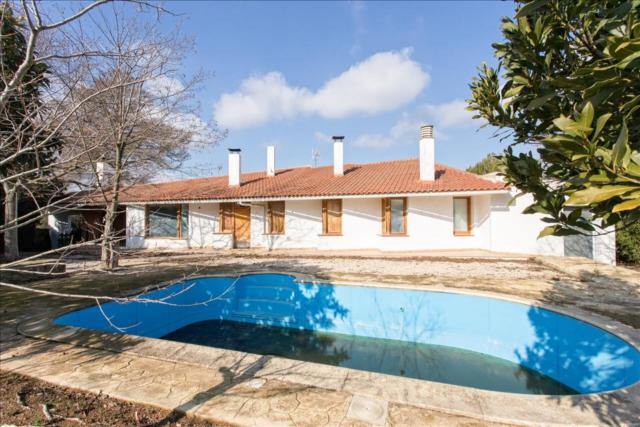Casa en venta en Carrer de la Font de la Mata, 2, Castellbell i el Vilar de 260.000 €