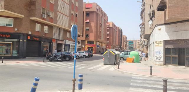 Local comercial en venta en Calle de Lérida, 12, Pla del Bon Repòs (Distrito Pla-Carolinas. Alicante - Alacant) de 198.000 €
