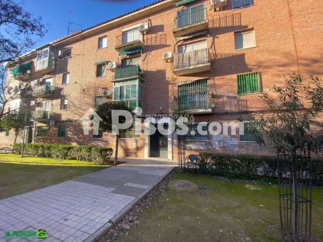 Piso en venta en Calle de San Antón