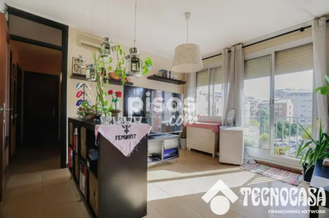 Piso en venta en Carrer de Sant Crispí, cerca de Passatge Comercial, Ca n'Anglada (Terrassa) de 132.900 €