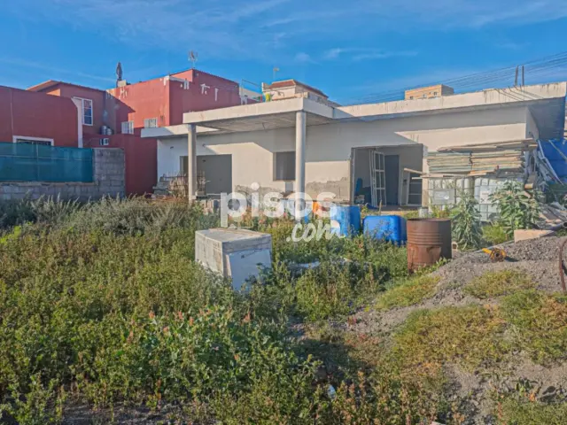 Casa unifamiliar en venta en Buzanada-Valle de San Lorenzo-Cabo Blanco, Buzanada-Valle de San Lorenzo-Cabo Blanco (Arona) de 248.999 €