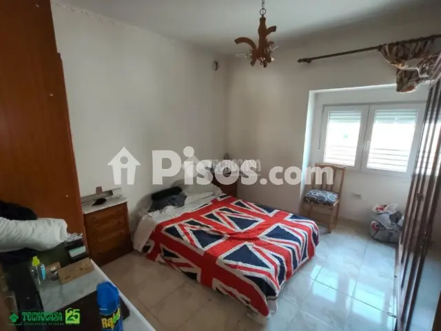 Casa adosada en venta en Manzanares