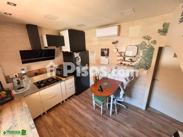Casa adosada en venta en Manzanares