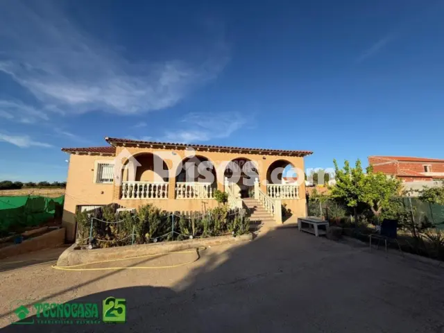 Casa unifamiliar en venta en Poblete