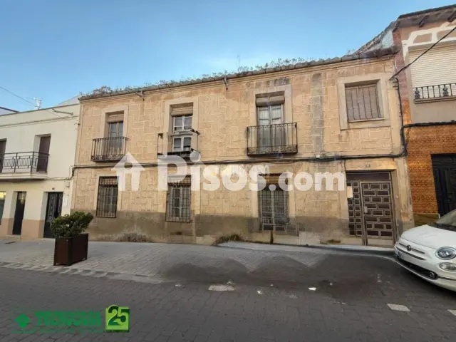 Casa adosada en venta en Piedrabuena