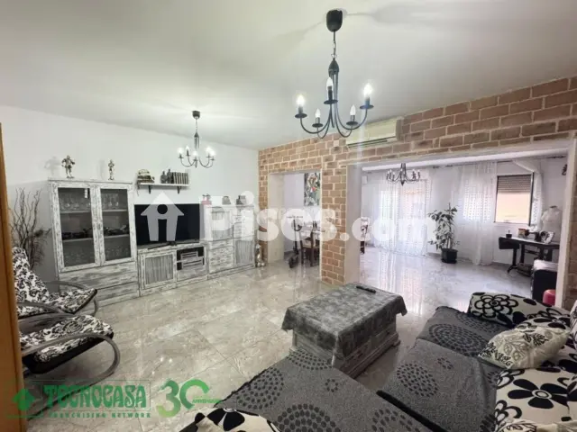 Casa adosada en venta en Pedro Muñoz