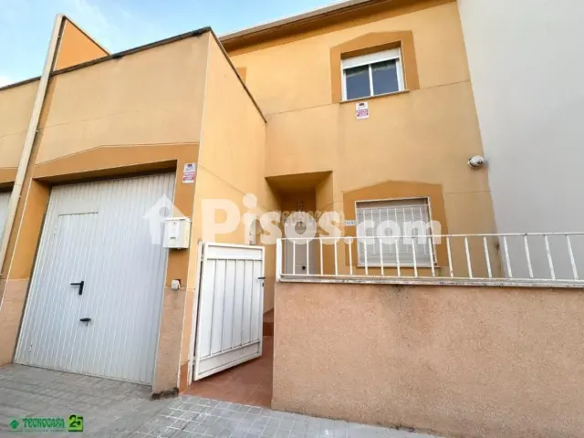 Casa unifamiliar en venta en Pozuelo de Calatrava