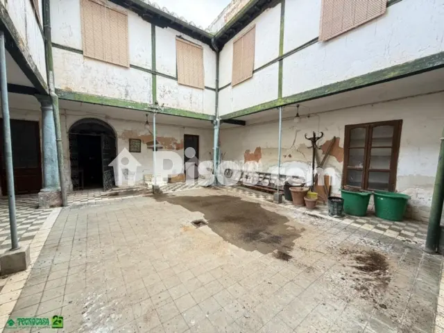 Casa adosada en venta en Manzanares