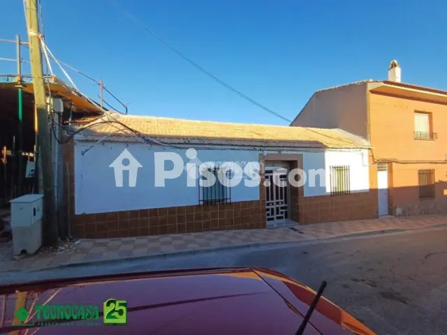 Casa pareada en venta en Calle de Orense, cerca de Calle del Macabil