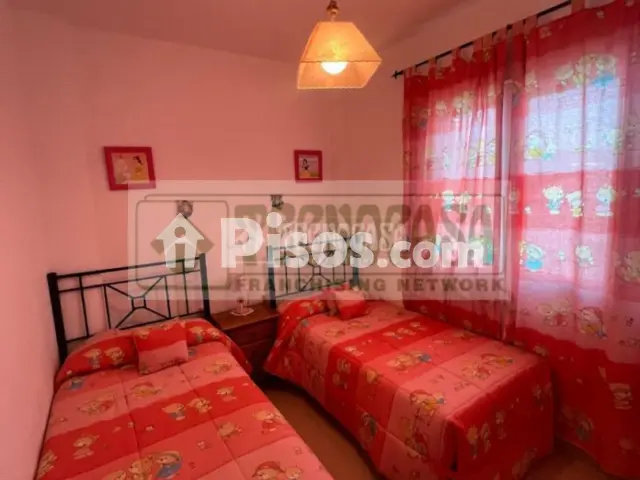 Casa adosada en venta en Alcalá del Valle