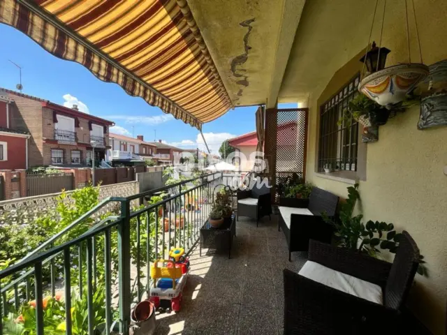 Casa adosada en venta en Patrocinio de San José-Talavera La Nueva-Gamonal, Patrocinio de San José-Talavera la Nueva-Gamonal (Talavera de la Reina) de 350.000 €