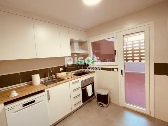 Piso en alquiler en Olías del Rey, Olías del Rey de 1.200 €<span>/mes</span>