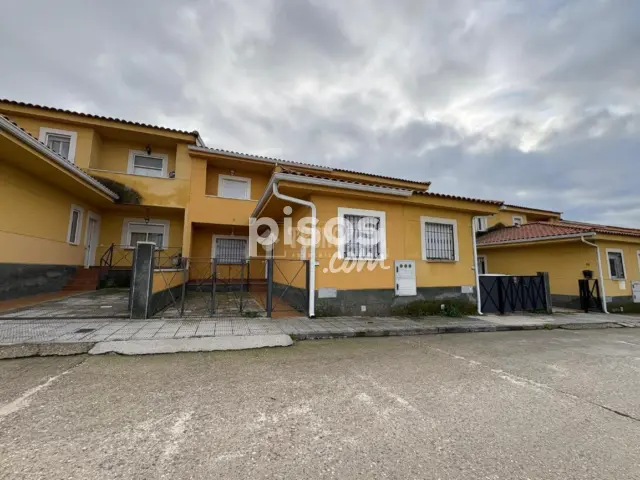 Casa adosada en venta en Velada, Velada de 129.900 €