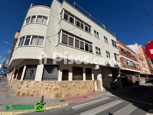 Garaje en venta en Plaza de Toros-La Guija-Santa María-Ciudad Jardín-Los Rosales