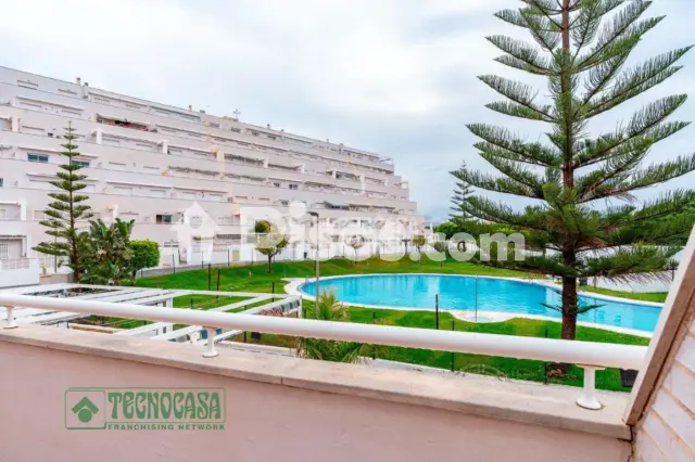 Piso en venta en Avenida de Rosita Ferrer, Urbanización de Roquetas-Las Marinas (Roquetas de Mar) de 249.900 €