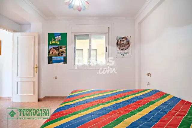 Edificio en venta en Calle de Almería, cerca de Calle de los Cármenes, Centro (El Ejido) de 80.000 €