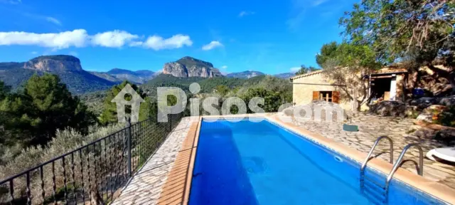 Finca rústica en alquiler en Alaró, Alaró de 2.700 €<span>/mes</span>