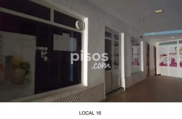 Local comercial en venta en Avenida de Castilla, 54, cerca de Calle de Juan Antonio de la Bella, La Antilla (Lepe) de 45.000 €
