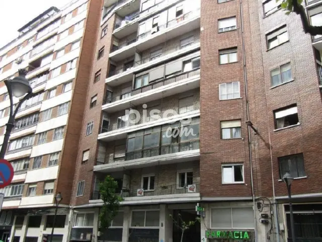 Piso en alquiler en Calle Muro, Caño Argales (Valladolid Capital) de 1.200 €<span>/mes</span>