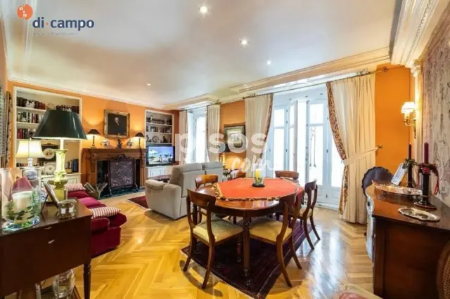 Piso en alquiler en Calle de Marina Escobar, Centro (Valladolid Capital) de 1.700 €<span>/mes</span>