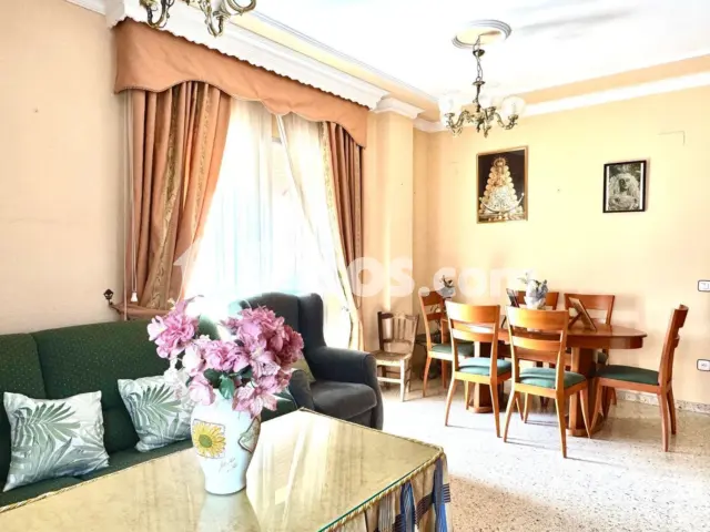 Piso en venta en Calle Pakistán, 2, Avenida de las Ciencias-Emilio Lemos (Distrito Este-Alcosa-Torreblanca. Sevilla Capital) de 235.000 €
