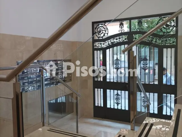 Piso en alquiler en Ciudad Jardín, Ciudad Jardín-Zoco (Córdoba Capital) de 1.280 €<span>/mes</span>