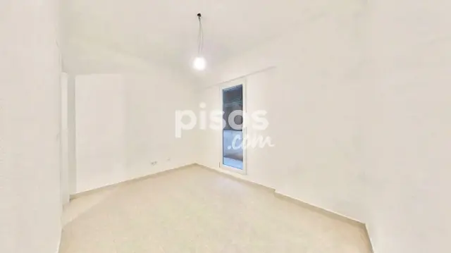 Piso en alquiler en Zona Plaça País Valencià-Plaça Major, Zona Plaça País Valencià-Plaça Major (Mislata) de 850 €<span>/mes</span>