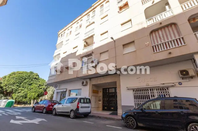 Apartamento en venta en Acequion, Acequión-Los Naúfragos (Torrevieja) de 126.000 €