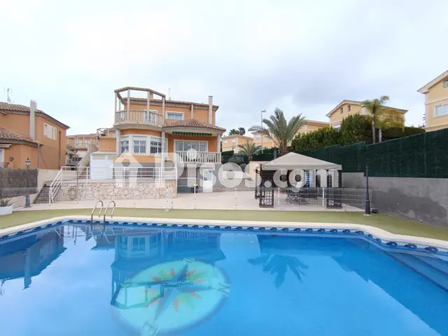 Chalet en venta en Altorreal - Vista 2